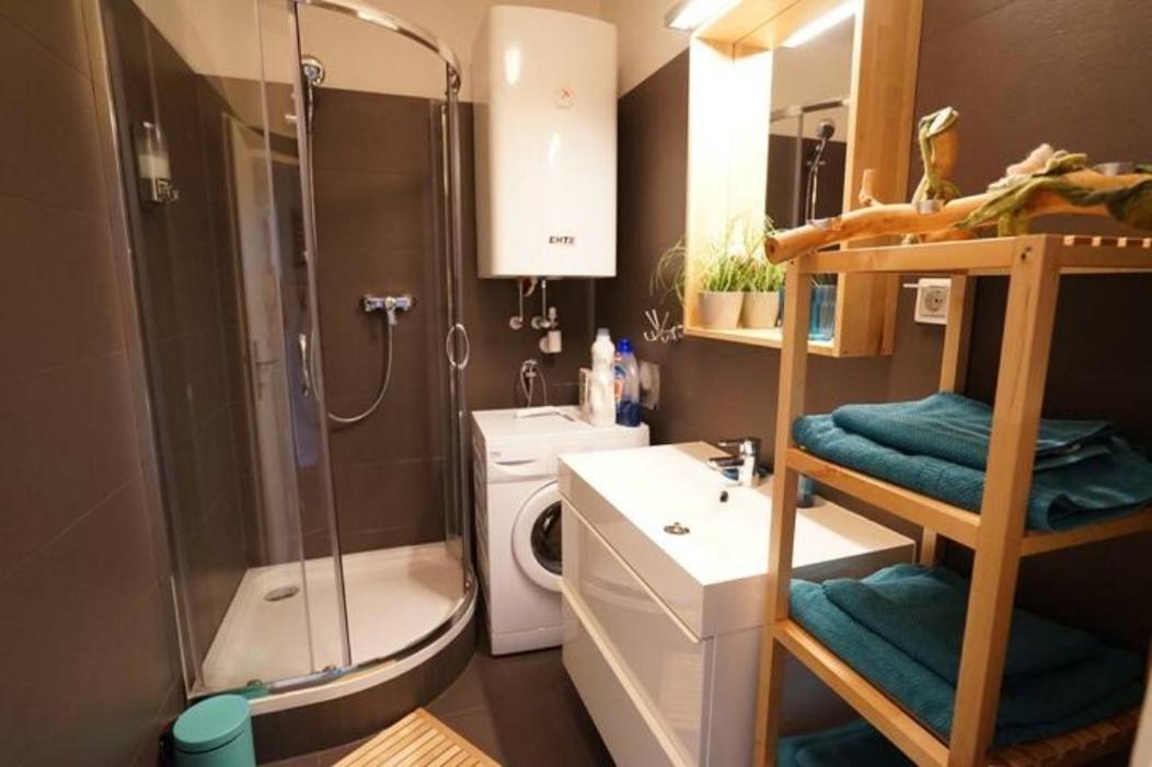 Stylish New City Appartement Грац Экстерьер фото